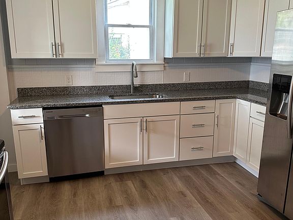 New kitchen cabinets