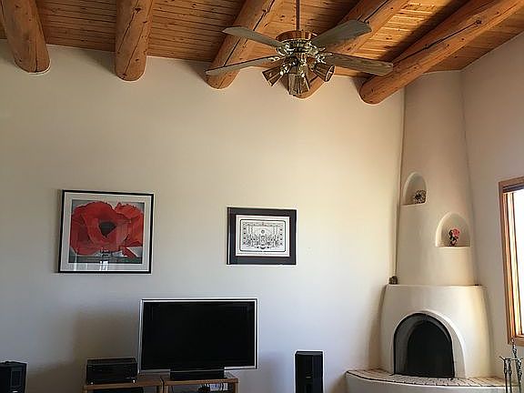 4th image of 2655 Via Caballero Del Norte