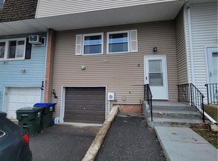 8 Silo Ln, Middletown, NY 10940