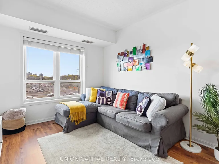 10 Mendelssohn St #220 — Photo 15