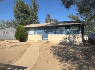 1712 Comanche Rd, Pueblo, CO 81001