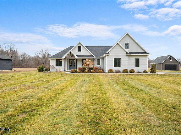 4th image of 1670 County Rd