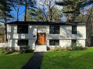 12 Evelyn Rd, Beverly, MA 01915