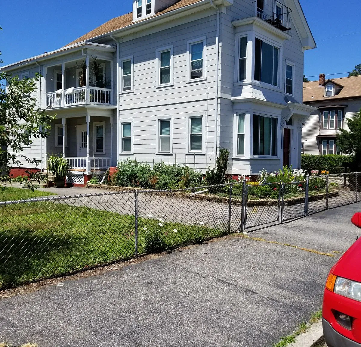 2 bed, $1,250 — Photo 1
