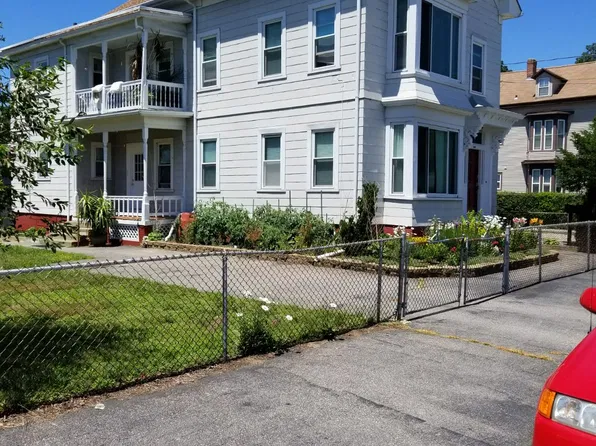 137 Burgess Ave Floor 3, East Providence, RI 02914