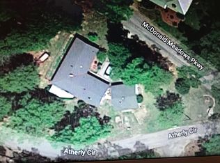 305 McDonald Meadows Pkwy, Bull Shoals, AR 72619
