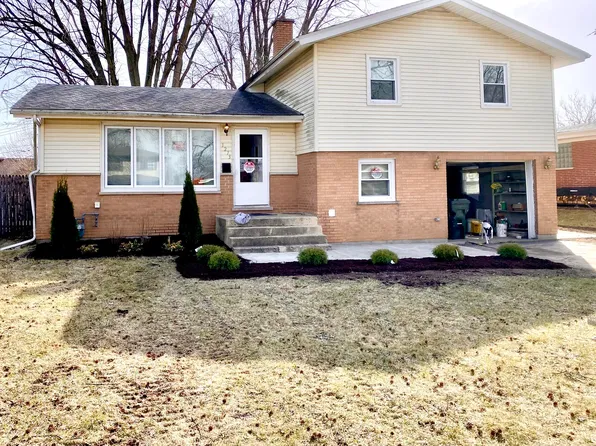 1273 Douglas Ln, Crete, IL 60417