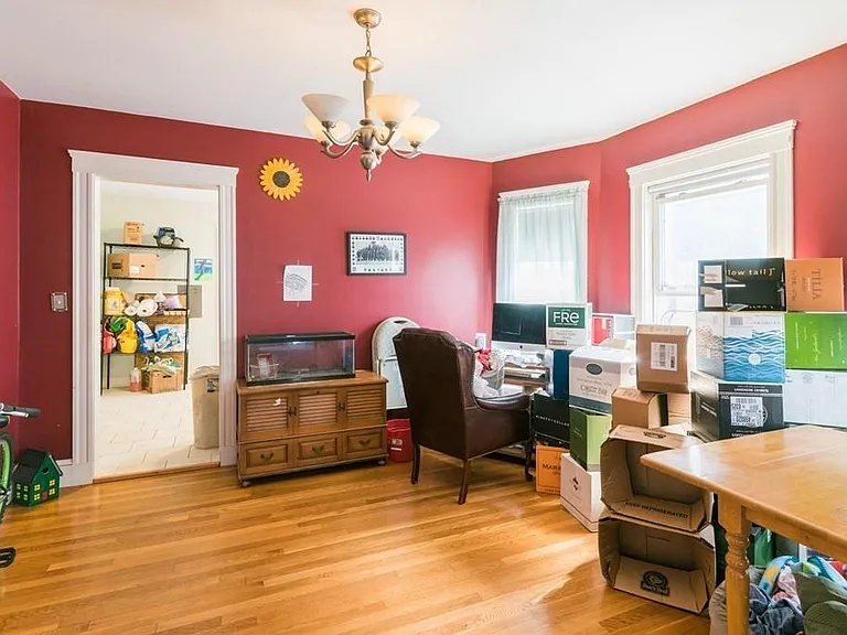 71 Manthorne Rd #1 — Photo 8