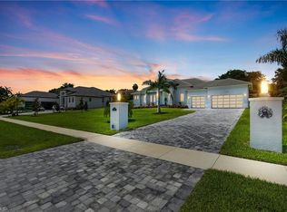 1631 N Copeland DR, MARCO ISLAND, FL 34145