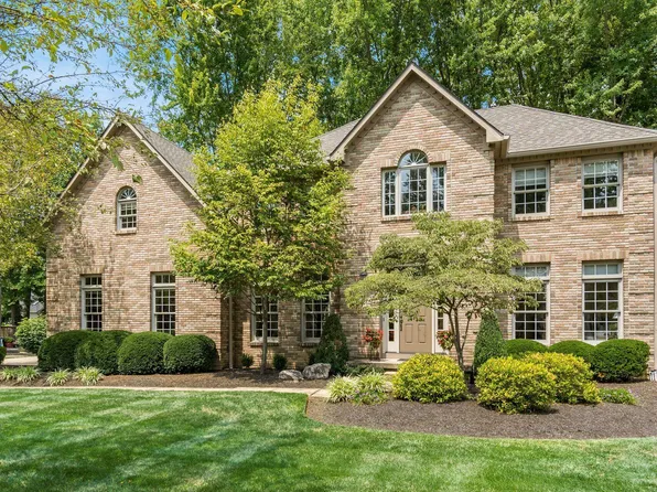1018 Egret Ct, Westerville, OH 43082