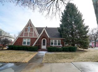 1123 W Division St, Grand Island, NE 68801