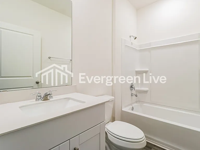 16024 Viburnum Dr — Photo 5
