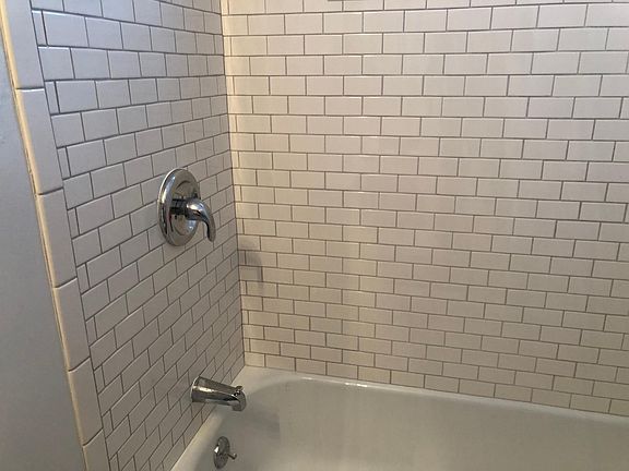 5th image of 101 Port Sheldon St