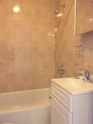 Rented by Uptown Flats LLC | media 10