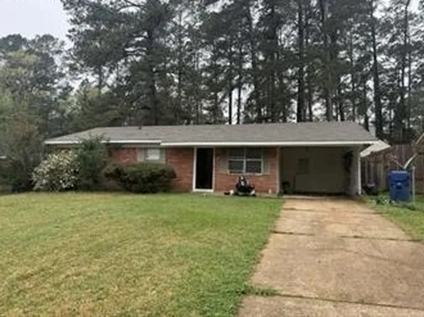 407 Juniper St, New Llano, LA 71461