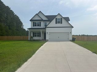 127 Uzzell Rd, Hubert, NC 28539
