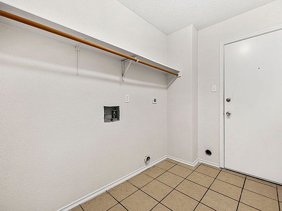 5th image of 1005 Judy Ln