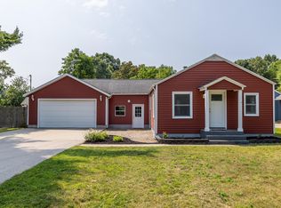 1293 E Hile Rd, Norton Shores, MI