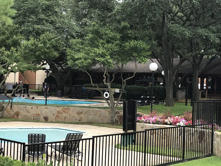 Sun Colony — Photo 8