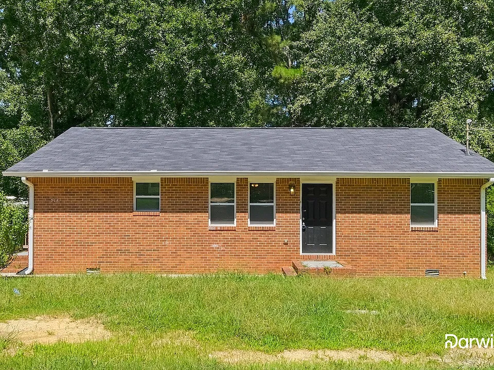 715 W Creek Cir