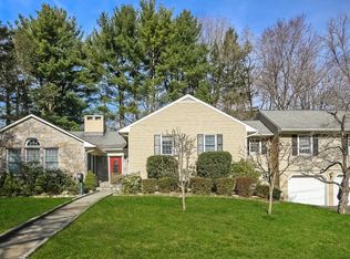 23 Paddington Rd, Scarsdale, NY 10583