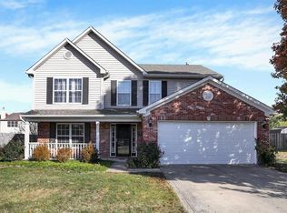 492 Acorn Dr, Whiteland, IN 46184