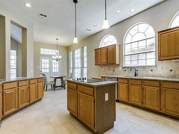 5th image of 1116 Barrington Dr