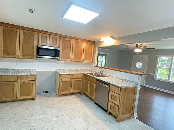 2nd image of 219 McGrady Rd NE