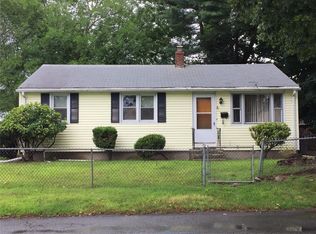 85 Swan St, East Providence, RI 02914