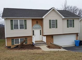 255 Eugene Dr NW, Roanoke, VA 24017