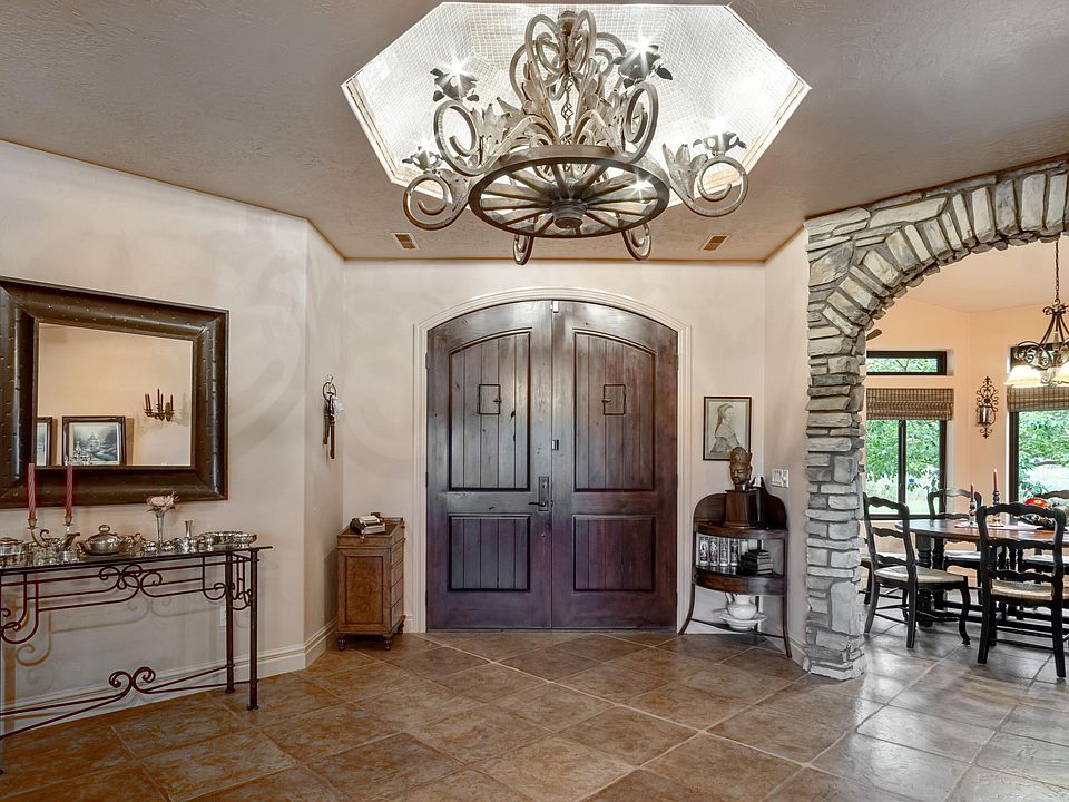 2112 S Chekshani Cliffs Ln, Kanarraville, UT 84742 Zillow