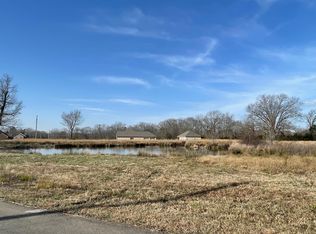 21 Greenbriar Ln, Adamsville, TN 38310