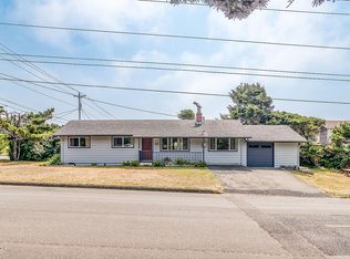 507 NW 12th St, Newport, OR 97365