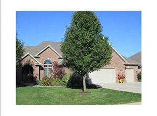 401 S Wintergreen Dr, Yorktown, IN 47396