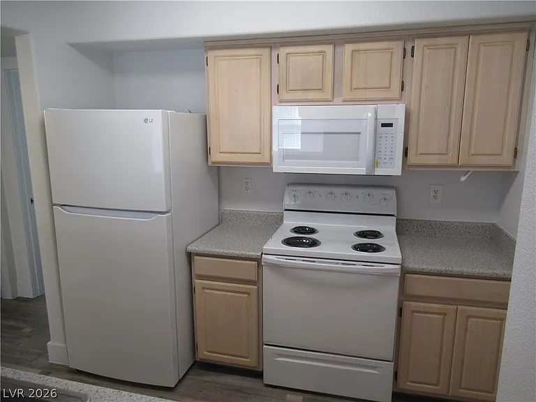 555 E Silverado Ranch Blvd #2090 — Photo 9