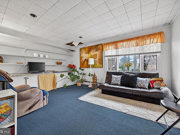 5th image of 3629 Forest Garden Ave
