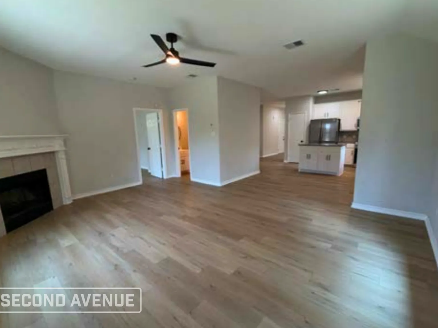 4 bed, 2.0 bath, 2085 sqft, $2,899 — Photo 3