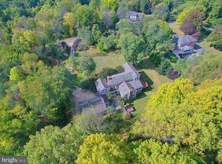 751 Kentland Dr, Great Falls, VA 22066