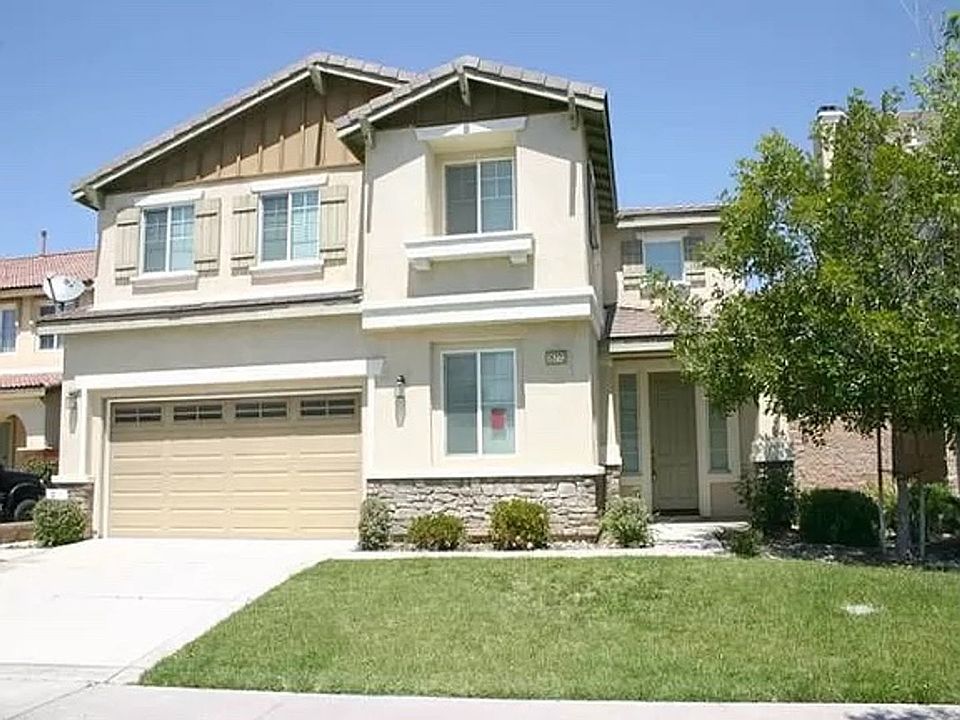 1st image of 15772 Snowy Peak Ln