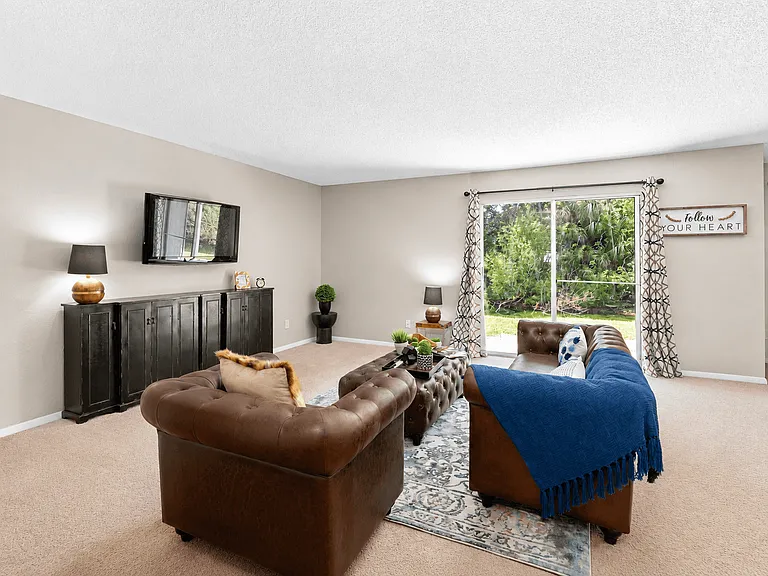 Auburn Glen Apartments — Photo 9