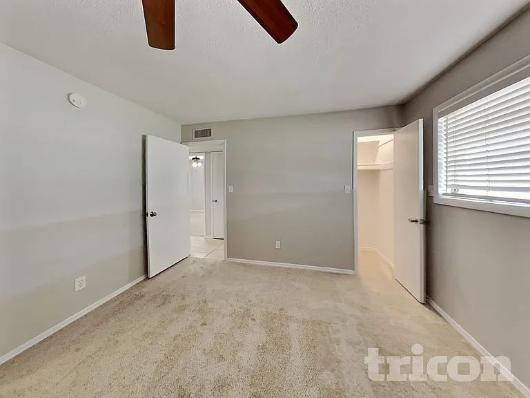 646 W Enid Ave — Photo 7