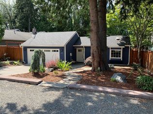 2233 80th Ave SE, Mercer Island, WA 98040