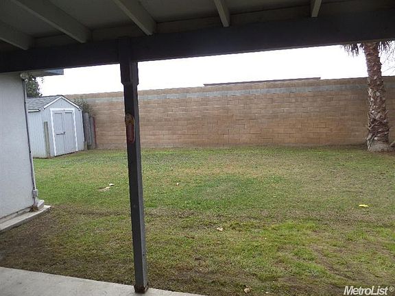 4th image of 2916 Rosewood Ave