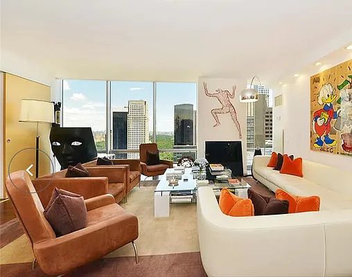 Rented by Domus Realty | media 1