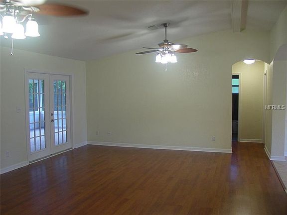 4th image of 26 Palmetto Dr