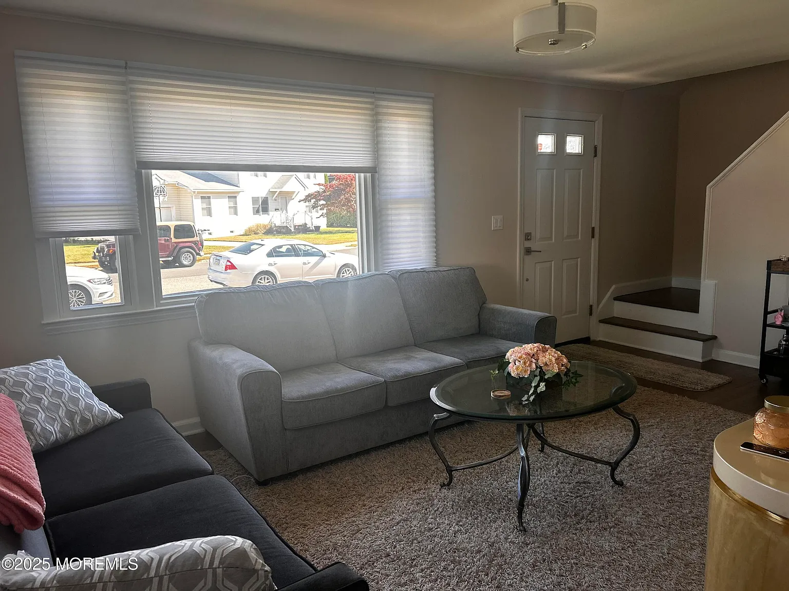 4 bed, 1305 sqft, $2,200 — Photo 4