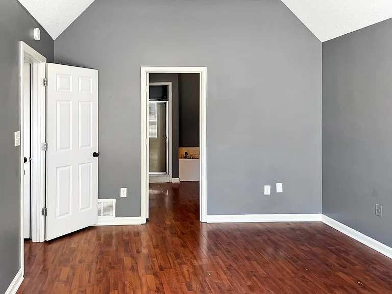 3903 Black Walnut Dr — Photo 11