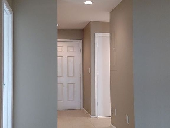 3rd image of 1352 Wildwood Lakes Blvd Unit 6