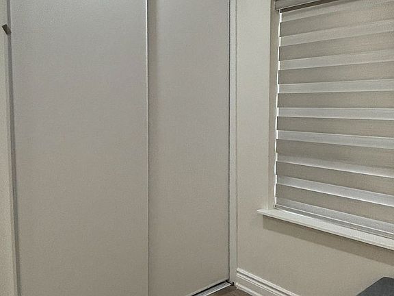 4th image of 138 Robert St #101