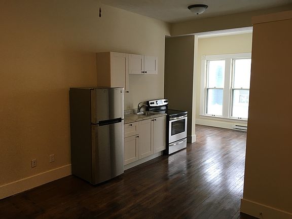 4th image of 318 Woodward Ave APT 5